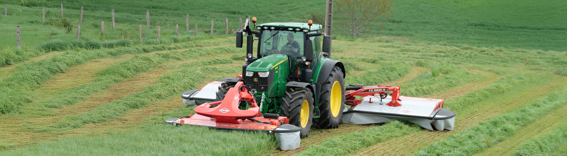 5882_18985_MEDIUM_FC8830D_WORK_AERIAL_JOHN-DEERE-4